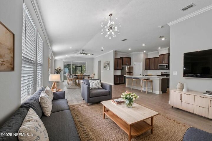 Property Photo:  181 Narvarez Avenue  FL 32084 