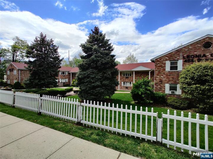 Property Photo:  456 Grand Avenue 6C  NJ 07605