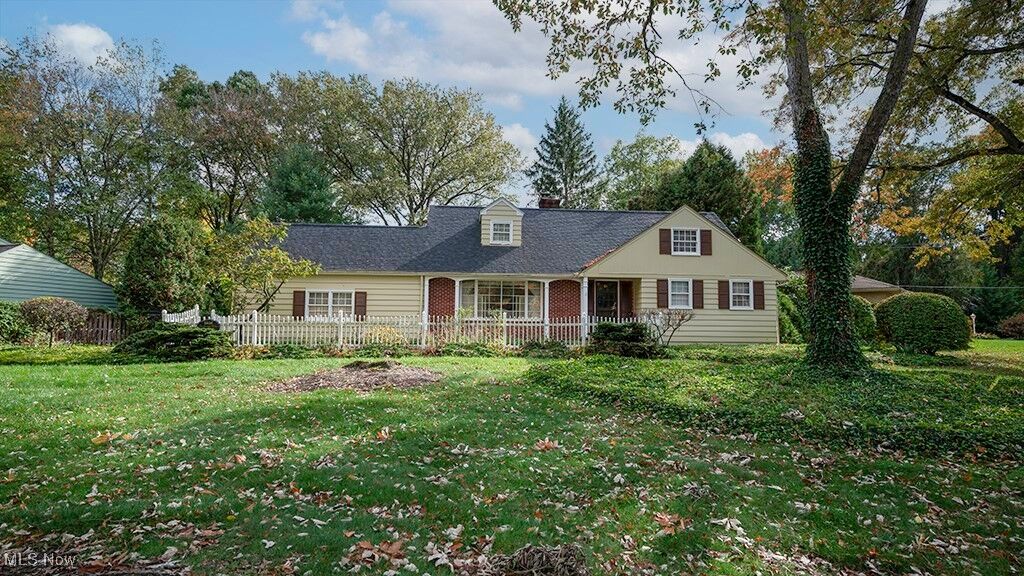 Property Photo:  3930 Northwood Drive SE  OH 44484 