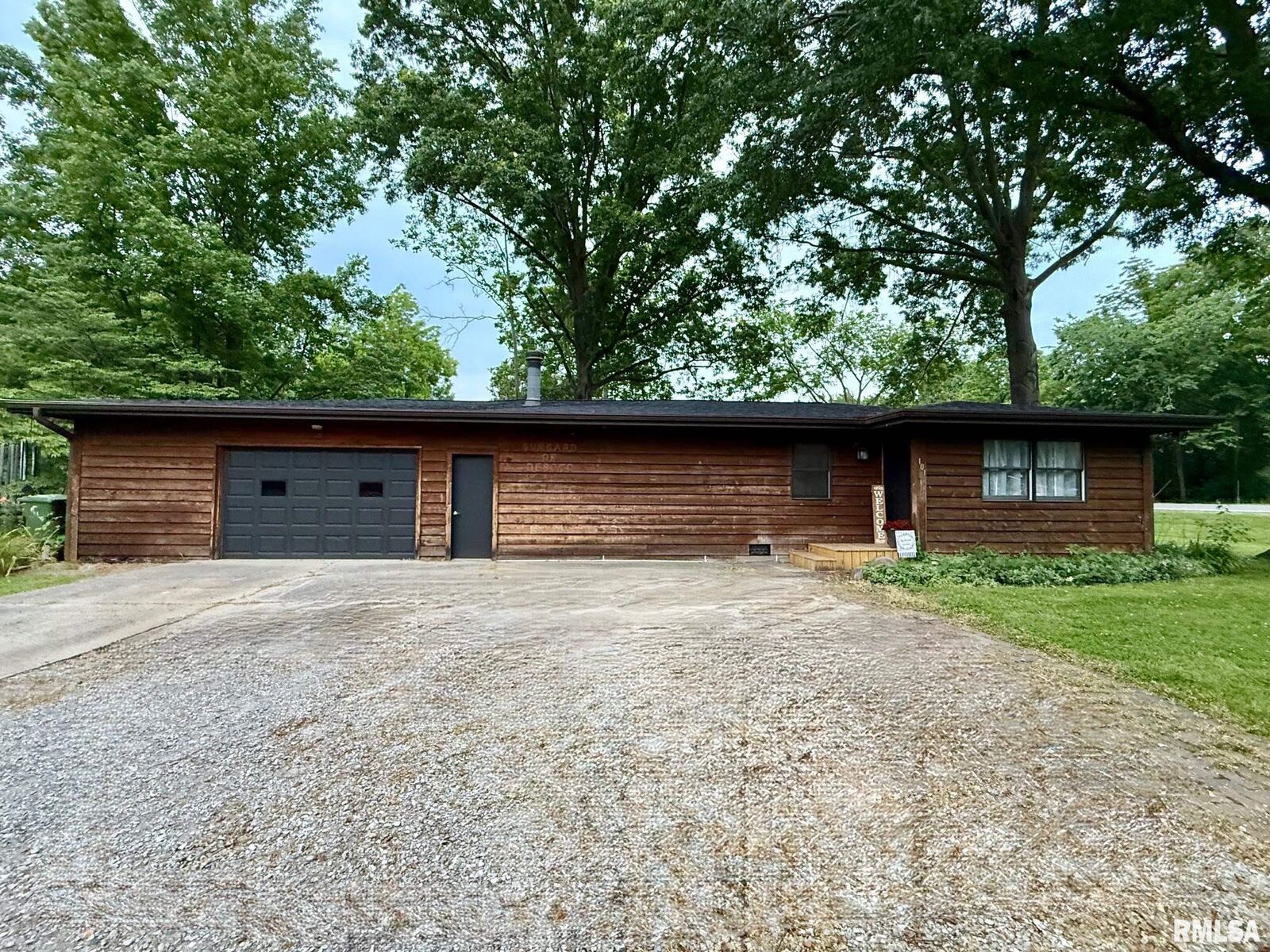 Property Photo:  101 Kim Street  IL 62924 