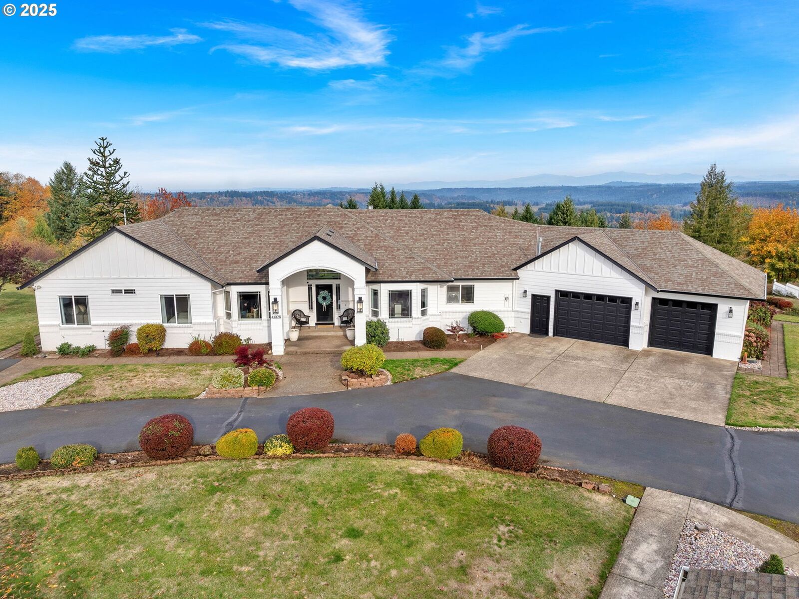 Property Photo:  41375 SE Vista Loop Dr  OR 97055 