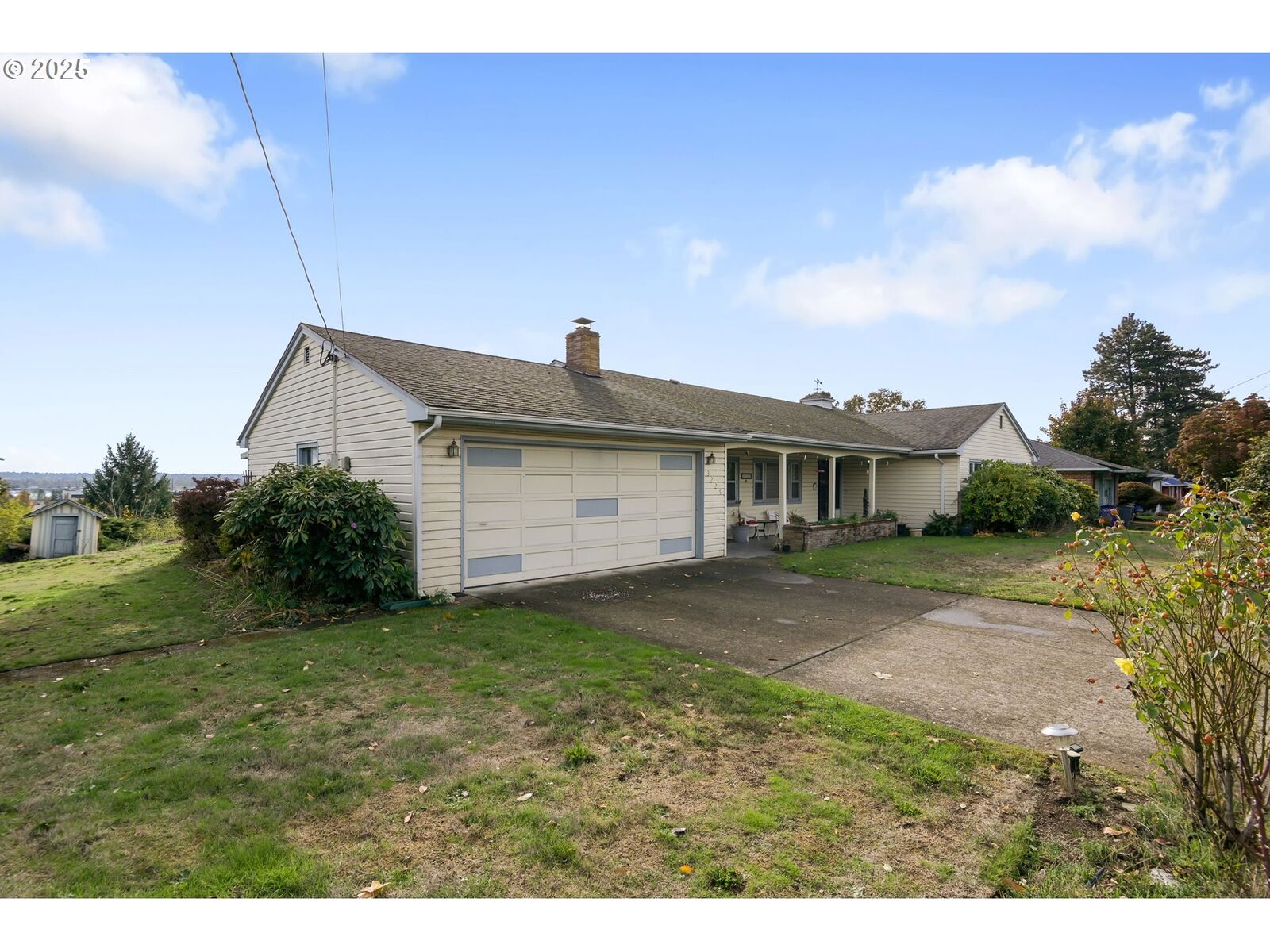 Property Photo: 3225 Clark Ave WA 98661