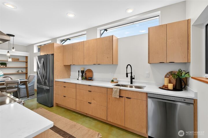 Property Photo: 2602 Woburn Street WA 98226