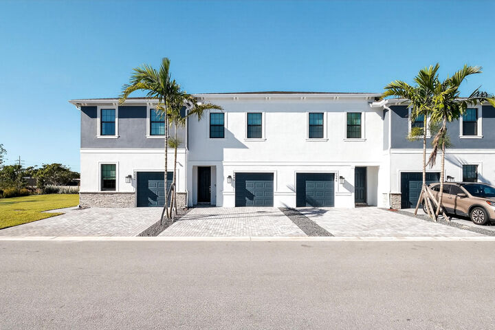 Property Photo: 7648 SW Lucy Lane FL 34997