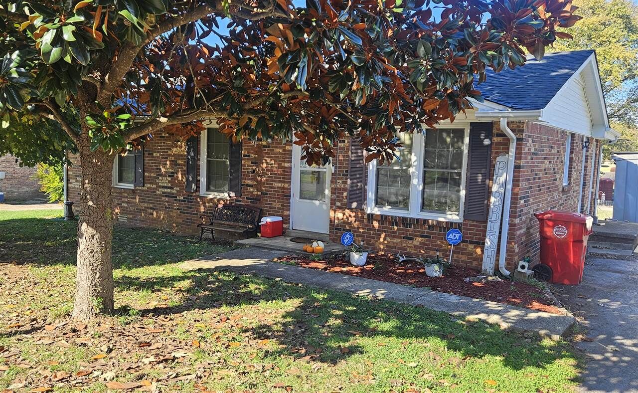 Property Photo:  307 Walnut Street  KY 42127 