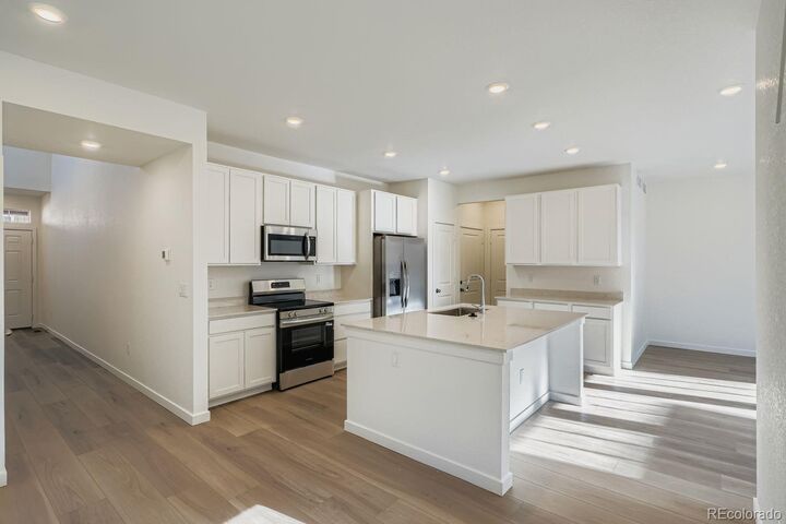 Property Photo:  6810 Juniper Drive  CO 80602 