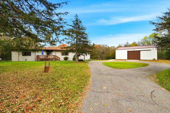 Property Photo:  W4194 County Road C  WI 53949 