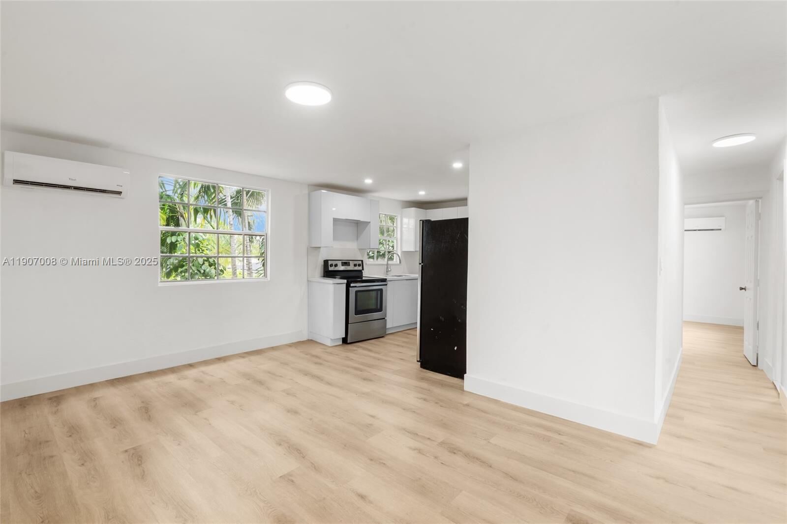 Property Photo:  2385 SW 17th St B  FL 33145 