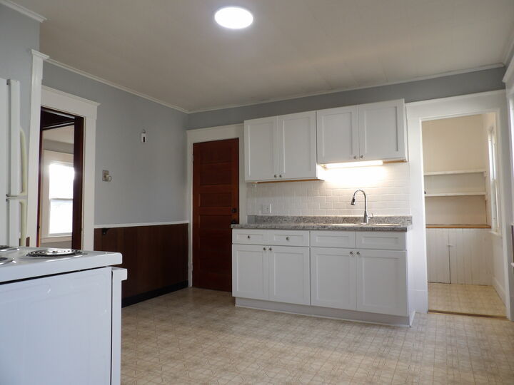 172 Woodland Street 2  Bristol CT 06010 photo