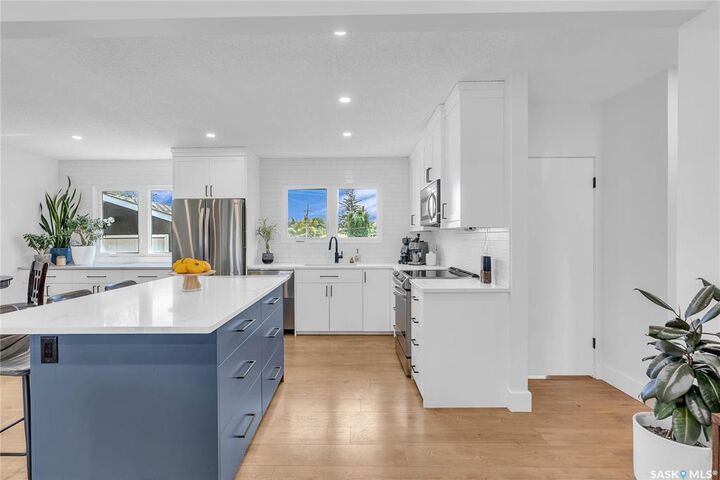 Property Photo:  3 Kusch Crescent  SK S7L 3T4 