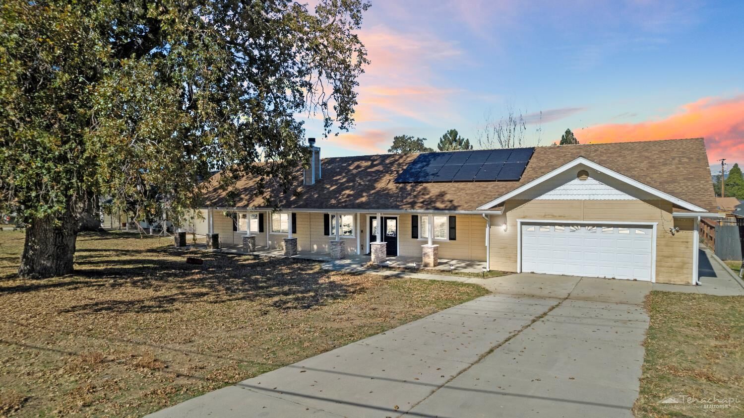 Property Photo:  17161 Bold Venture Drive  CA 93561 