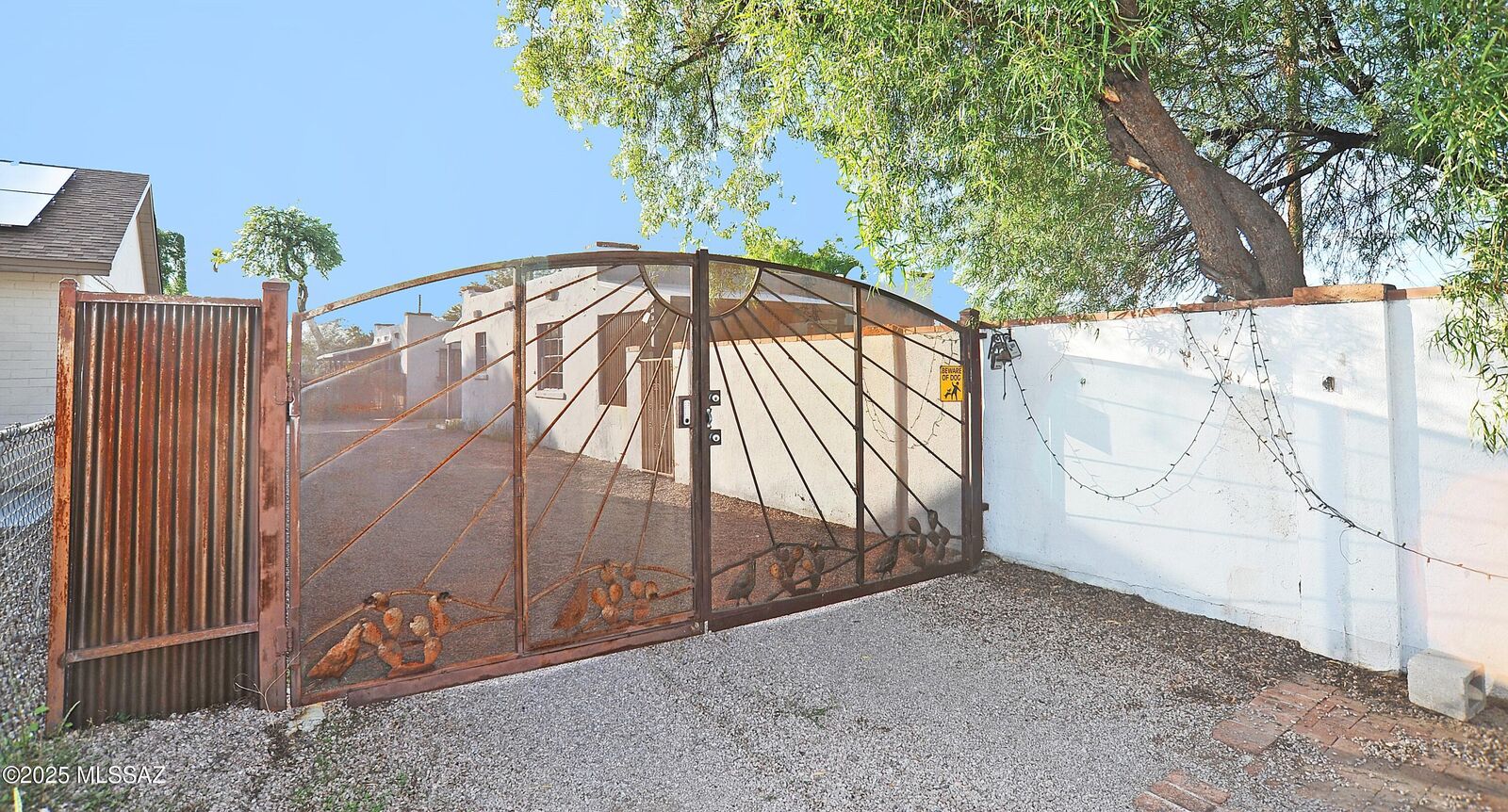 Property Photo: 2749 N Cortez Place AZ 85705