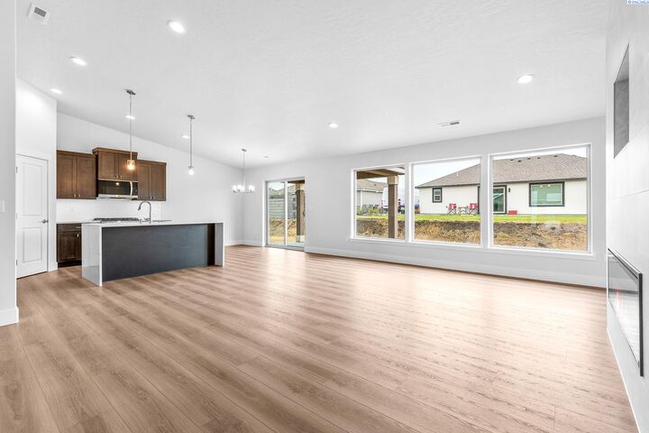 Property Photo: 6817 Steelhead Ave WA 99301