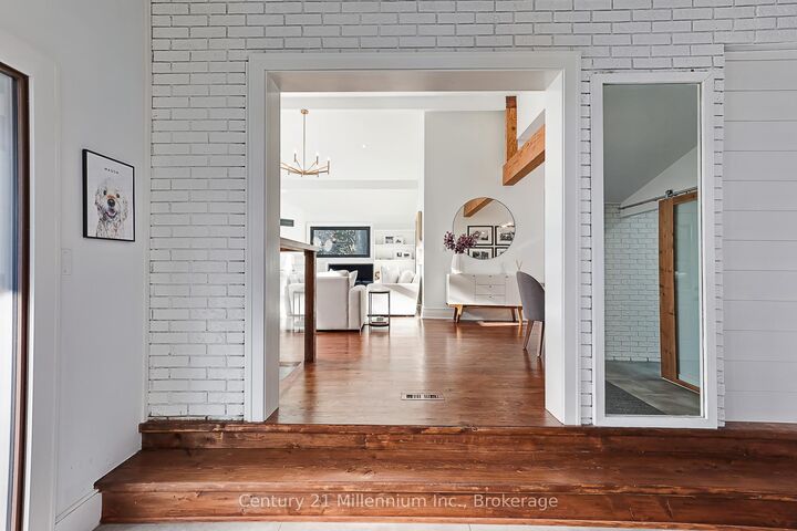 Photo de la propriété:  145 Russell Street W  ON N0H 2P0 