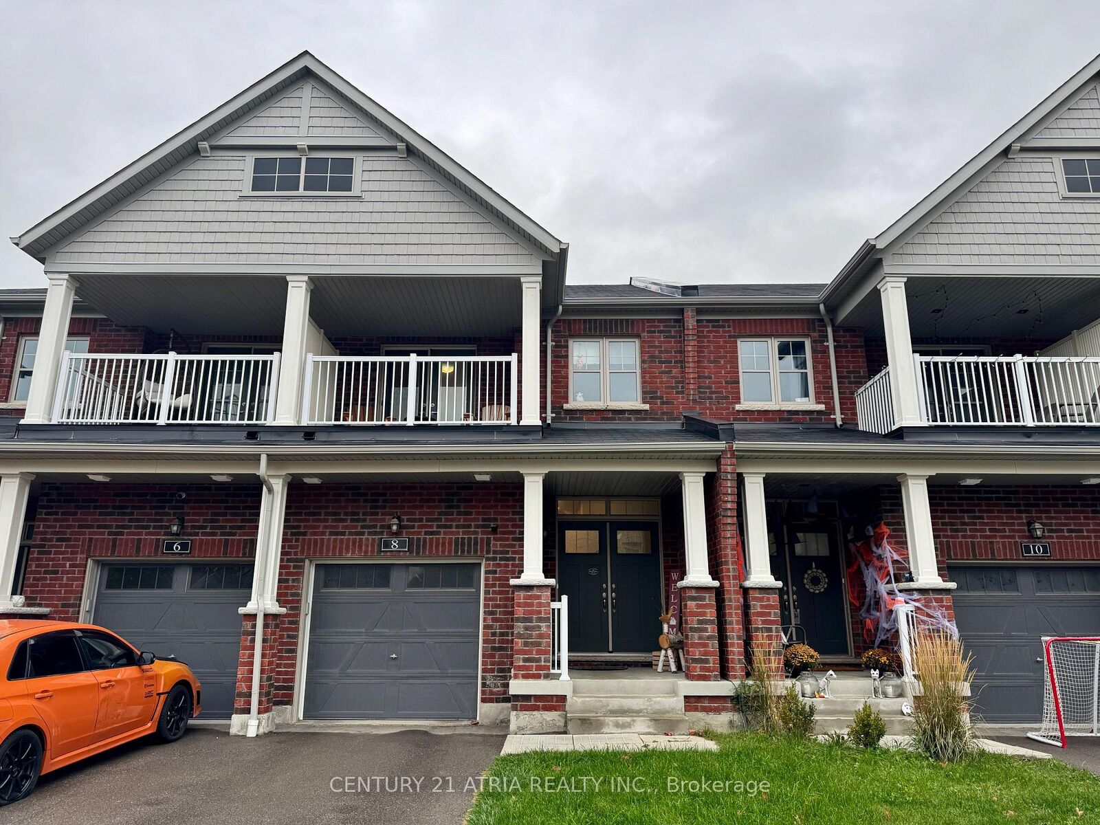 Photo de la propriété:  8 Marlborough Street  ON L1R 0R2