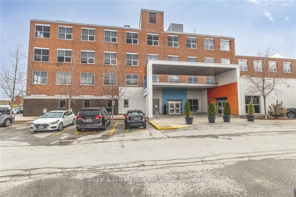 Property Photo: 945 3rd Avenue E 301 ON N4K 2K8