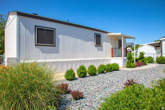 Property Photo: 141 Cushing Way UT 84041