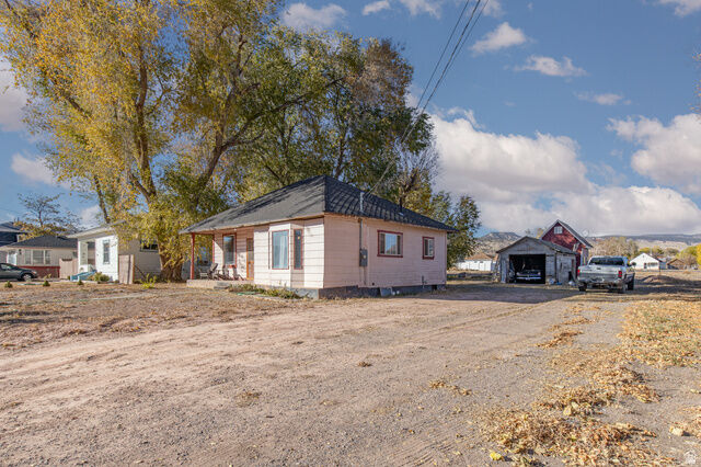 Property Photo:  341 E 200 N  UT 84701 