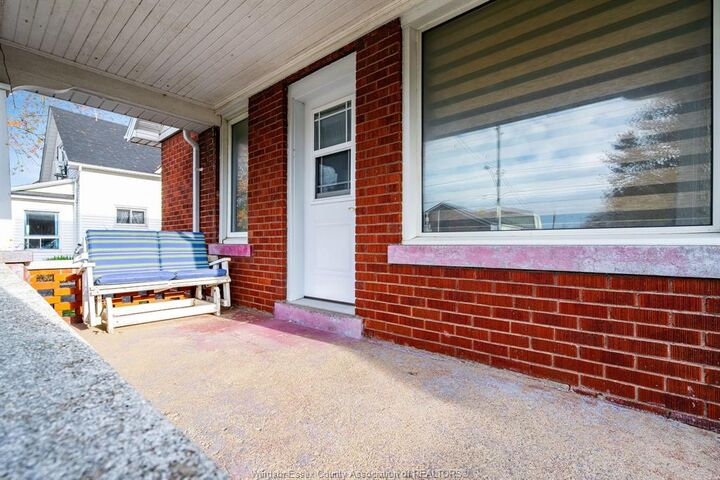 Property Photo:  160 County Rd 34 W  ON N0R 1B0