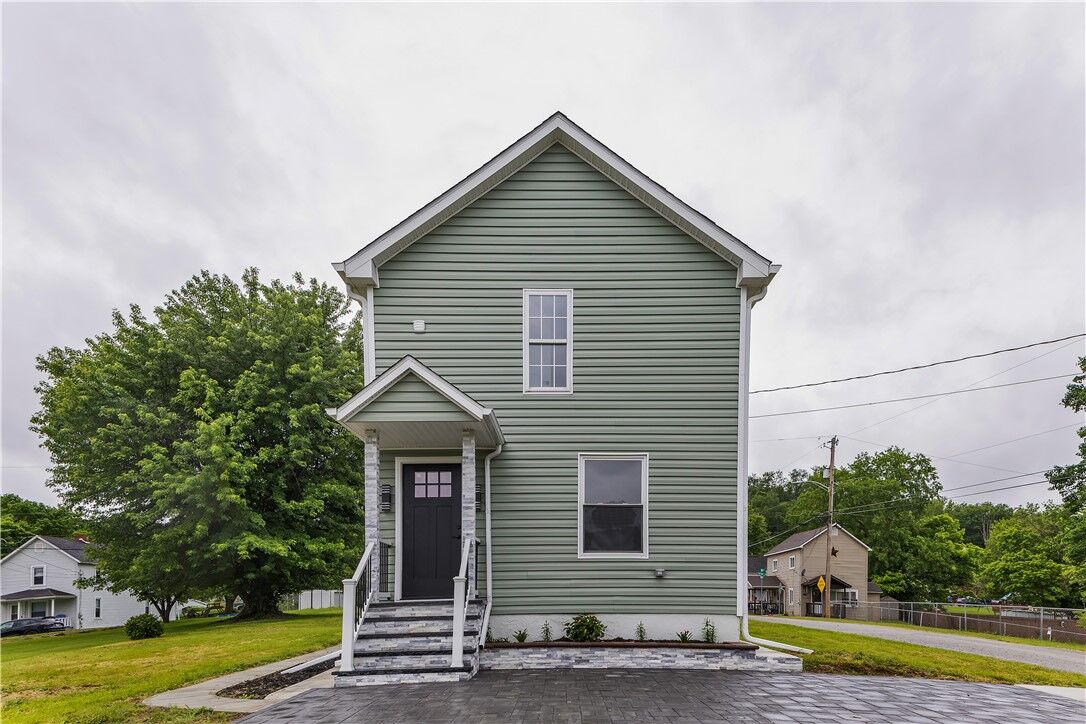 Property Photo:  46 Terrace Road  PA 15348 