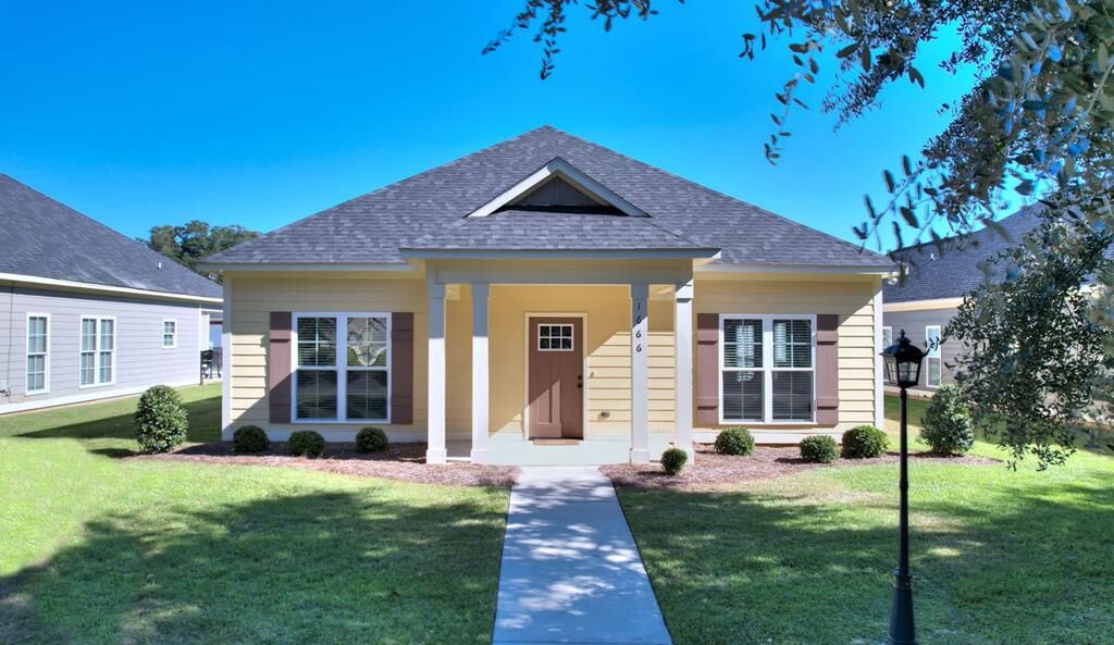 Property Photo:  1666 Arlington Park Cir  GA 31701 