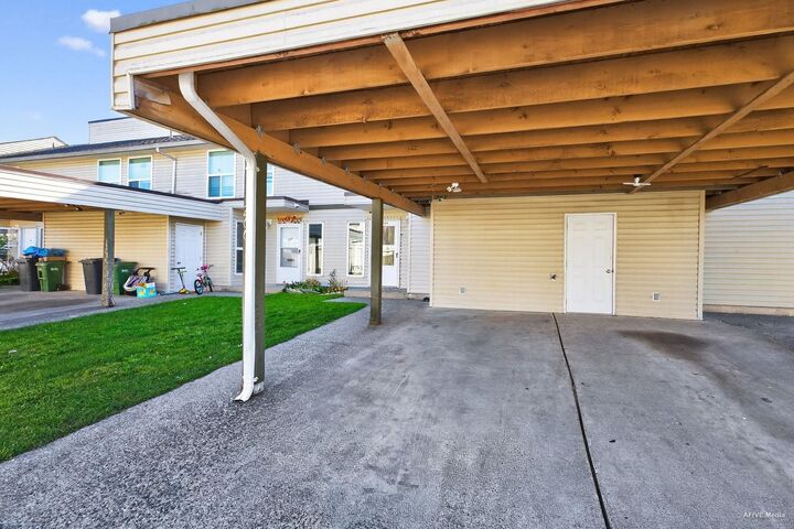 Photo de la propriété: 32550 Maclure Road 266 BC V2T 4N3