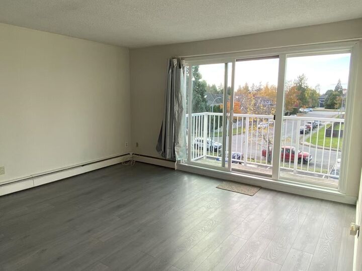 Property Photo: 7280 Lindsay Road 308 BC V7C 3M6