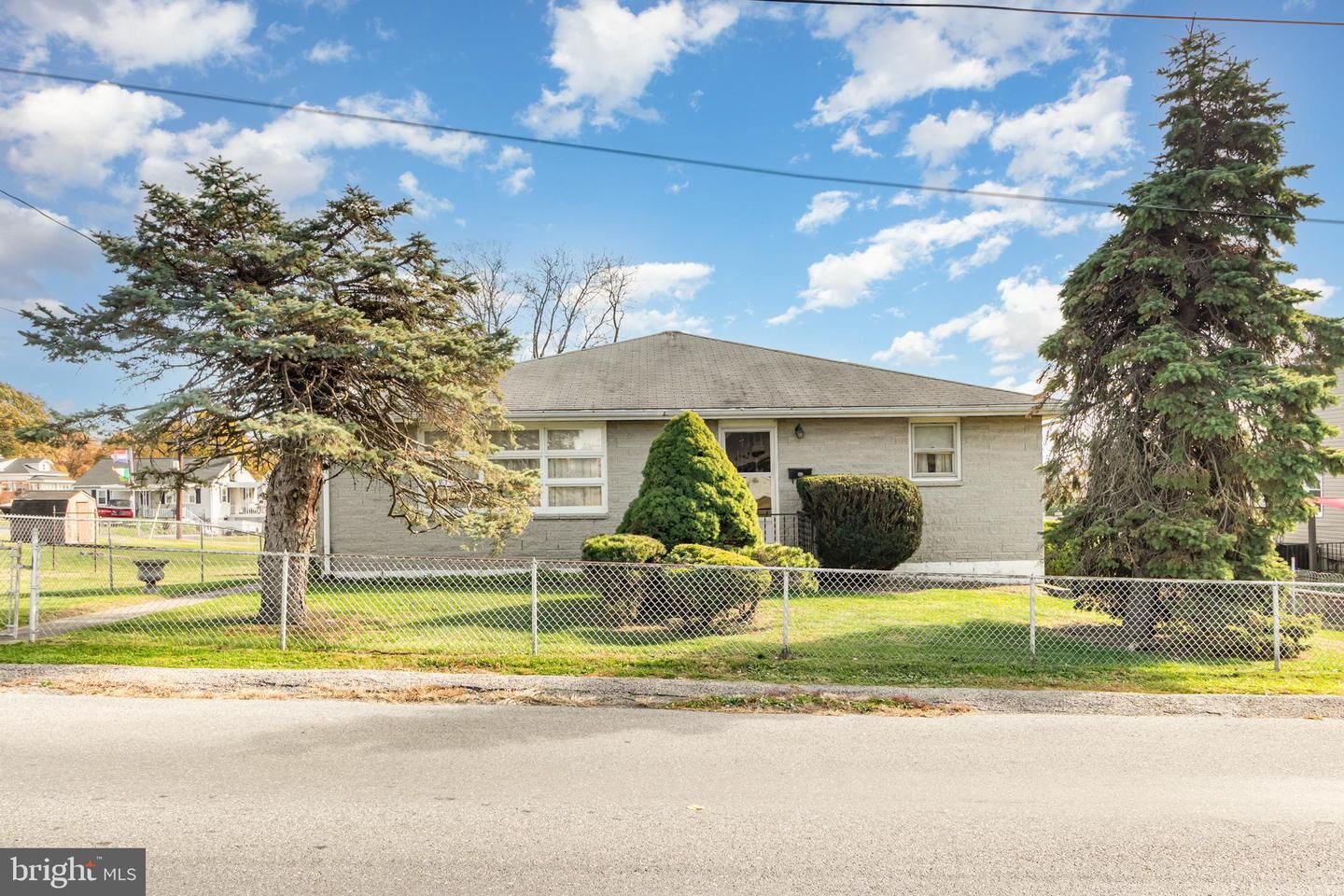 Property Photo: 710 Main Street PA 17113