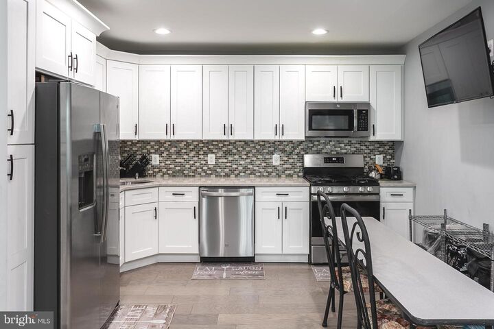 Property Photo: 3815 N Rogers Avenue MD 21207