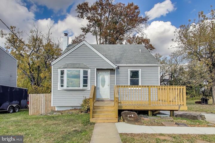 Property Photo: 2523 Gehb Avenue MD 21227