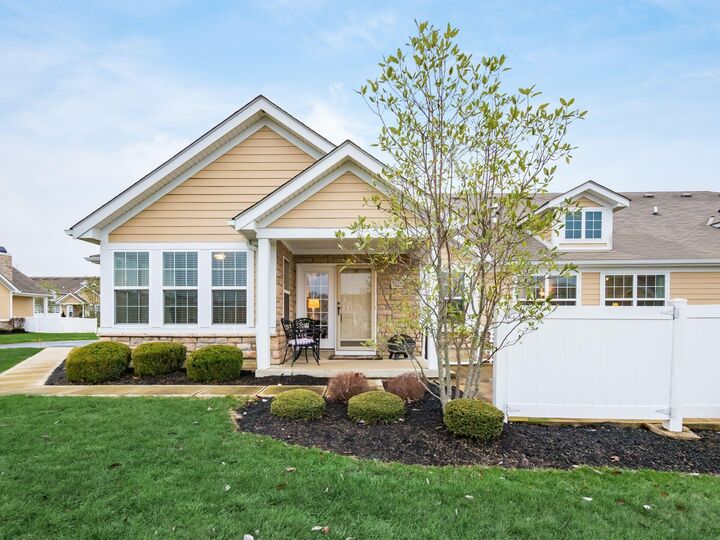 Property Photo:  7021 Kinsale Lane  OH 43065 