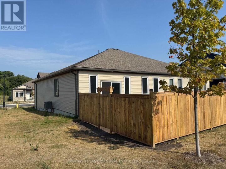 Photo de la propriété: 64 Markland Avenue ON K0K 2T0