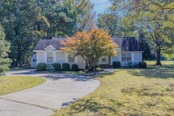 Property Photo:  900 Stonewall Street  TN 38012 