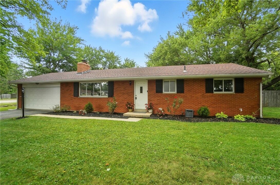 Property Photo:  3868 Lujon Drive  OH 45431 