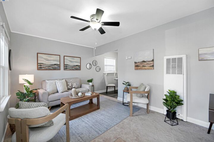 25007 Oneil Ave  Hayward CA 94544 photo