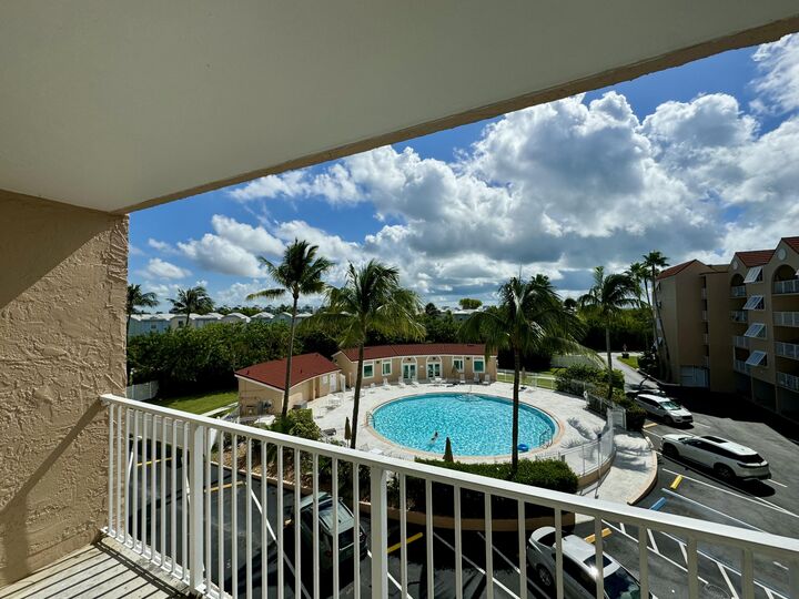 Property Photo: 3930 S Roosevelt Boulevard N304 FL 33040