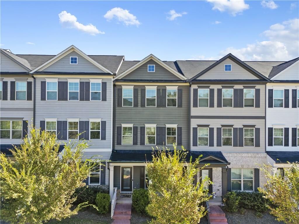 Property Photo:  3619 Hawthorne Terrace  GA 30337 