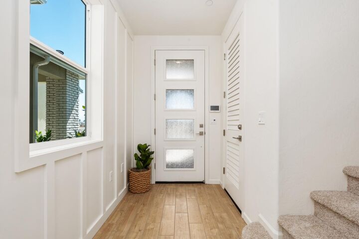 Property Photo: 1502 Redbrick Lane CA 93619