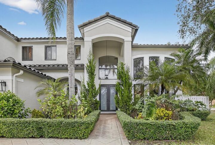 Property Photo: 14501 SW 39th St FL 33027