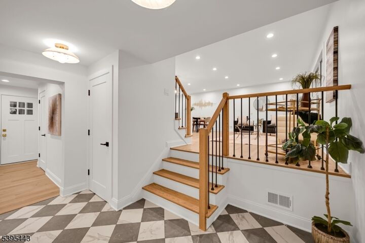 5 Woodland Rd  Chatham Boro NJ 07928 photo