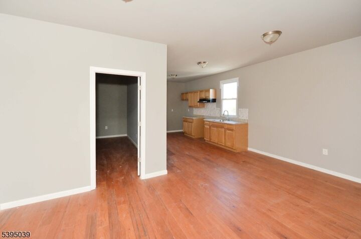 Property Photo: 523 Park Ave NJ 07504