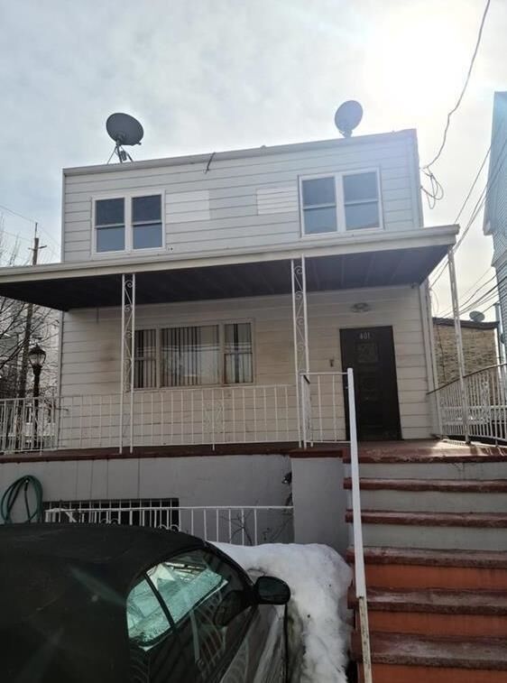 Property Photo: 401 4th St #2 NJ 07087