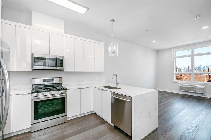 Property Photo:  119 Peter St 503  NJ 07087 