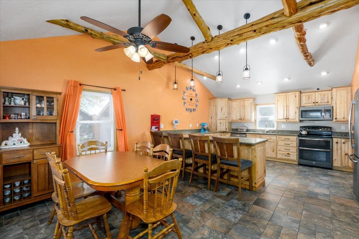 Property Photo: 506 W Baker Street IA 50138