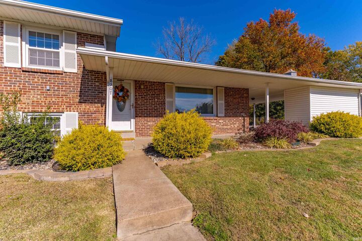 Property Photo: 8207 Pine Creek Drive IN 47710