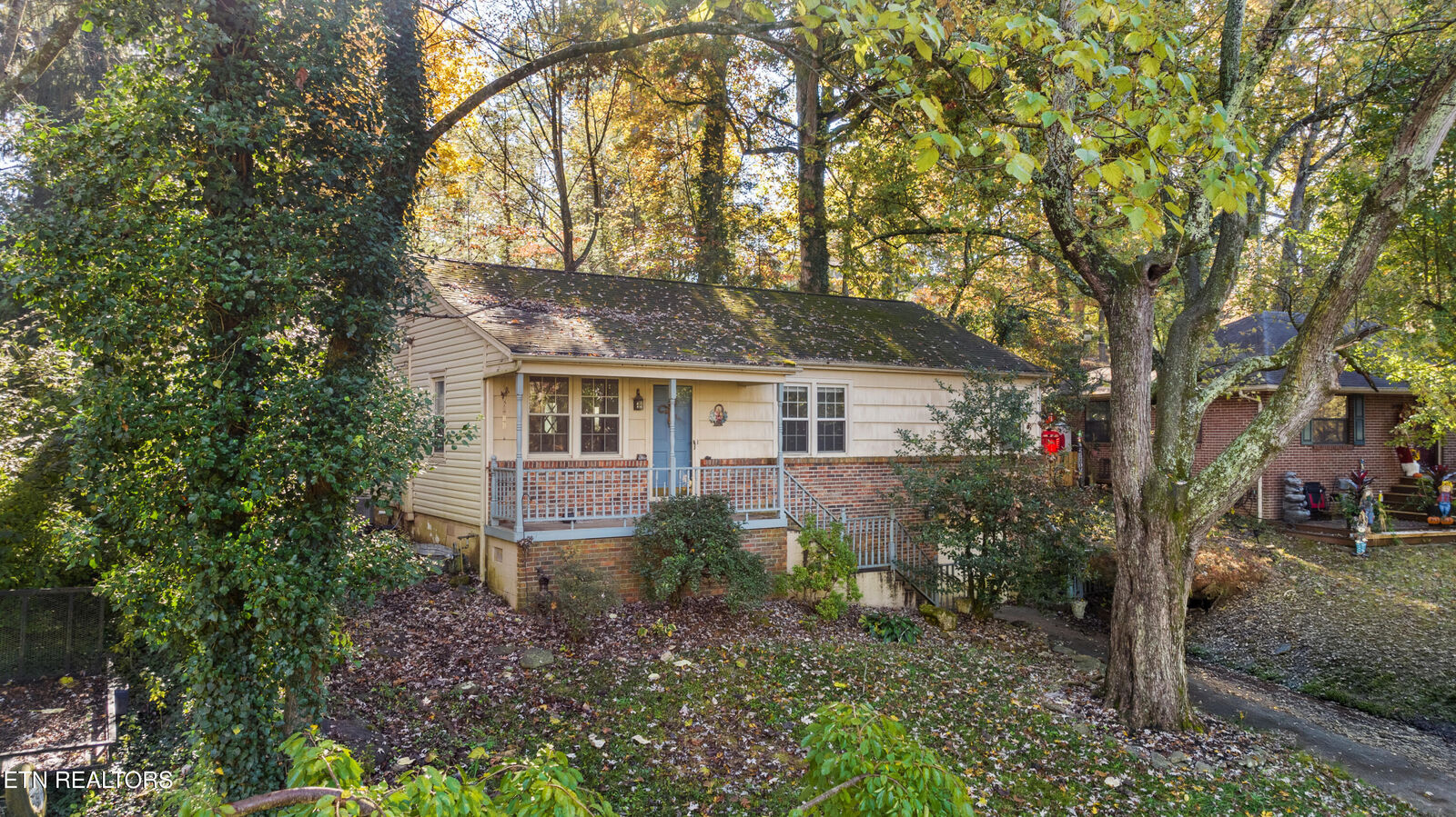 Property Photo:  3028 N Hills Blvd  TN 37917 