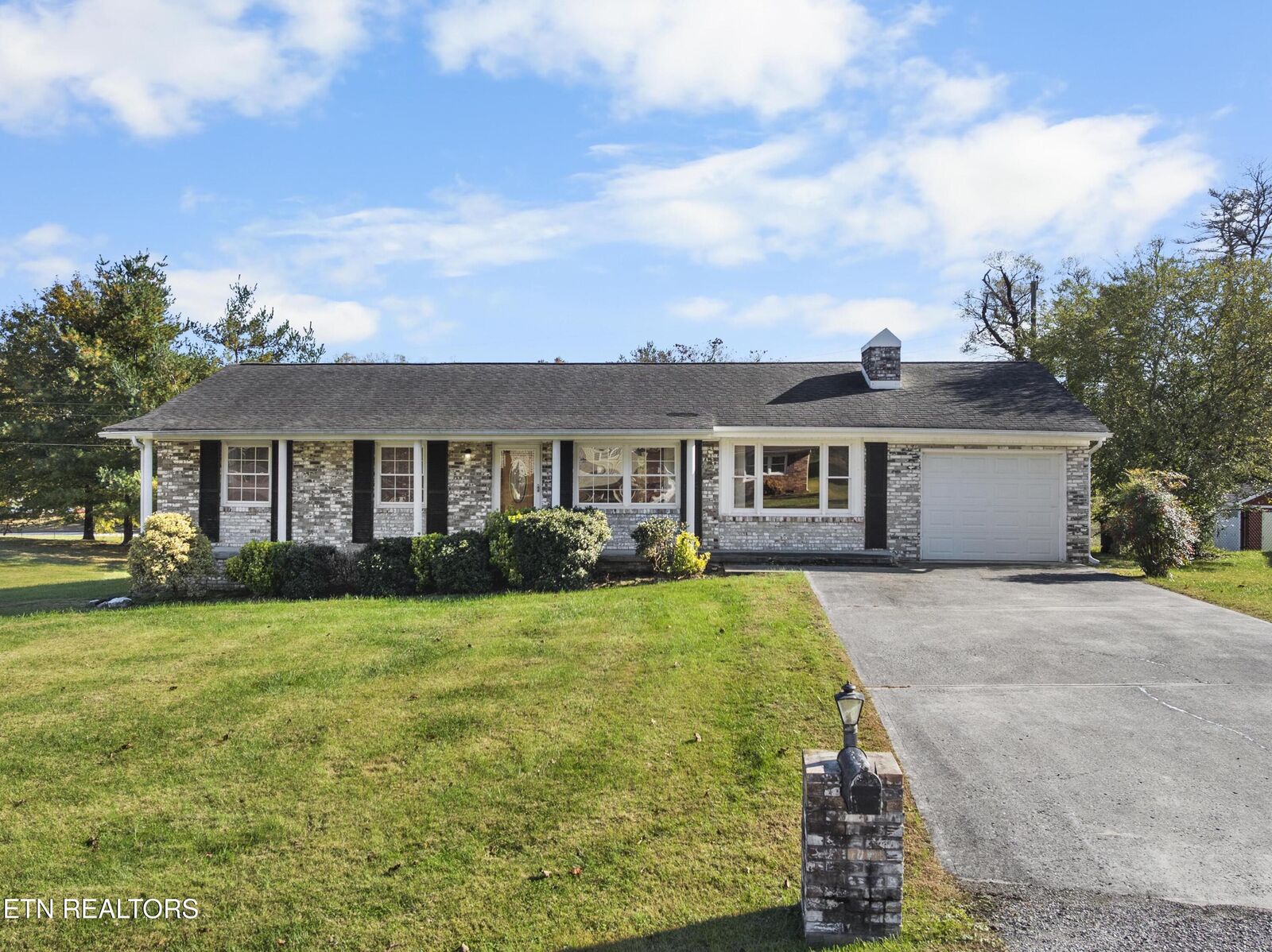 Property Photo:  115 E Morningside Park  TN 37766 