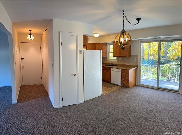 13 Essex Lane  Suffern NY 10901 photo