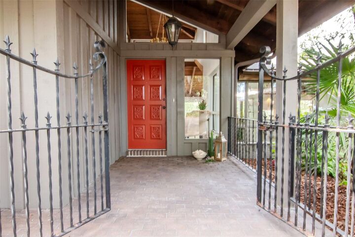 Property Photo:  1296 Weybridge Lane  FL 34698 