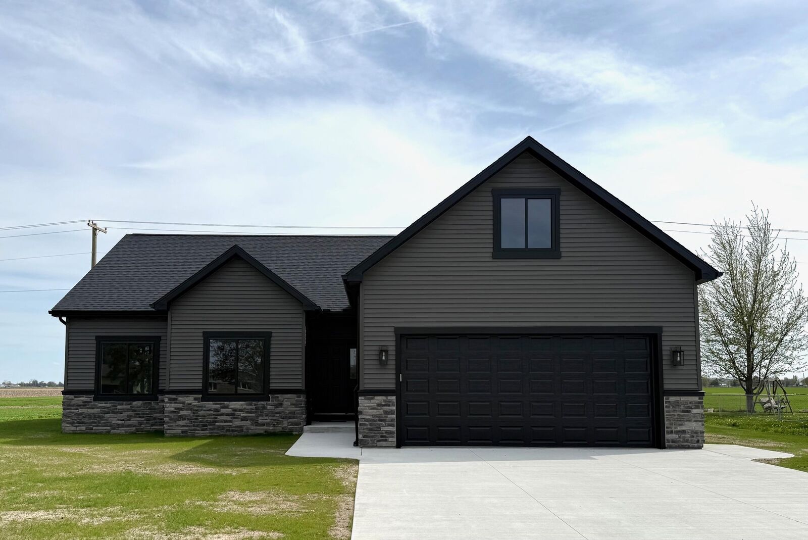 Property Photo:  267 W Midland Road  MI 48611 